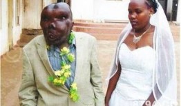 恐丑的娱乐吃瓜人照片,娱乐吃瓜人的照片背后的故事